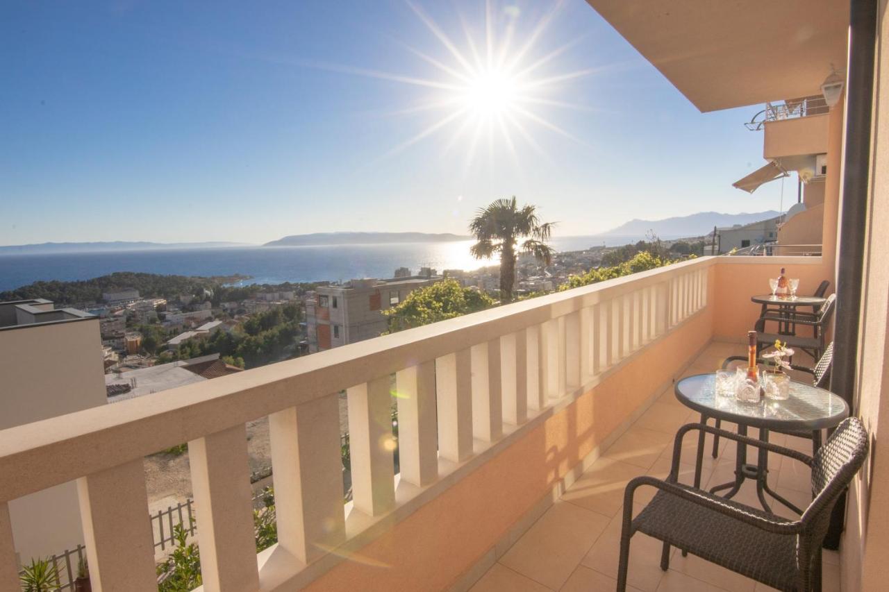 Apartment Dany - Free Beach Parking Makarska Esterno foto