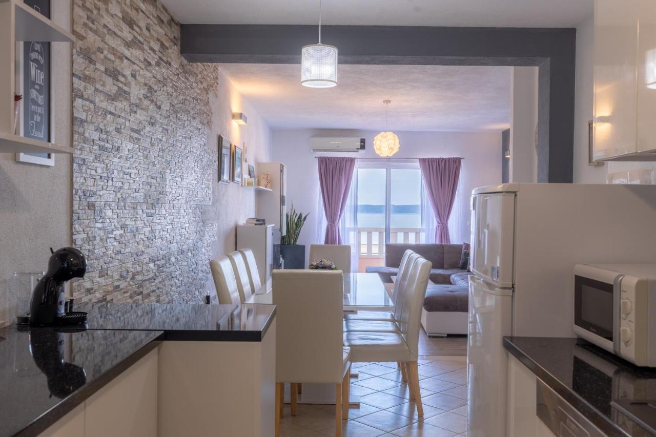 Apartment Dany - Free Beach Parking Makarska Esterno foto