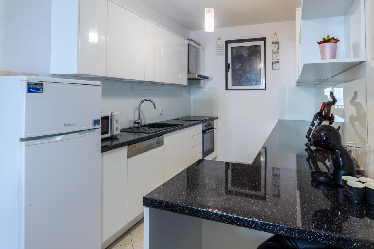 Apartment Dany - Free Beach Parking Makarska Esterno foto