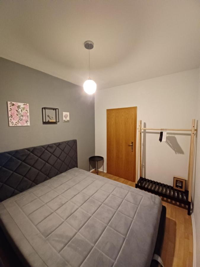 Apartment Dany - Free Beach Parking Makarska Esterno foto